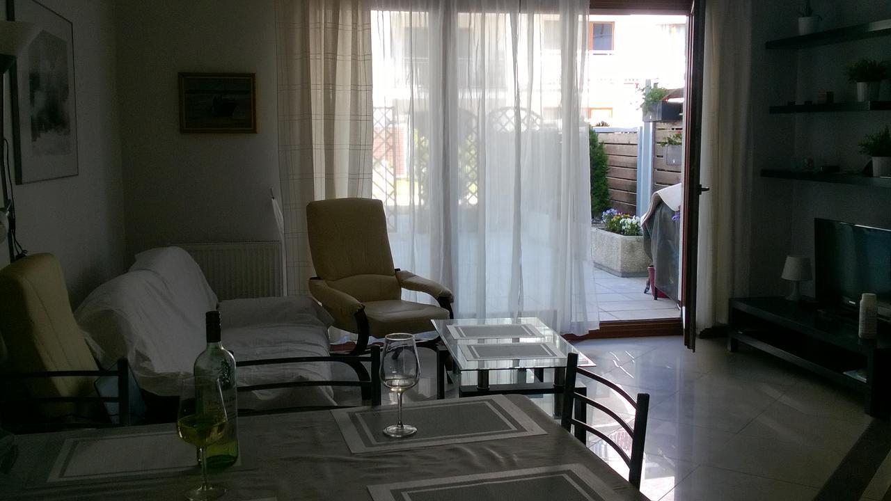 Swinoujscie Platan Patio 6 - Berry Apartments Екстер'єр фото