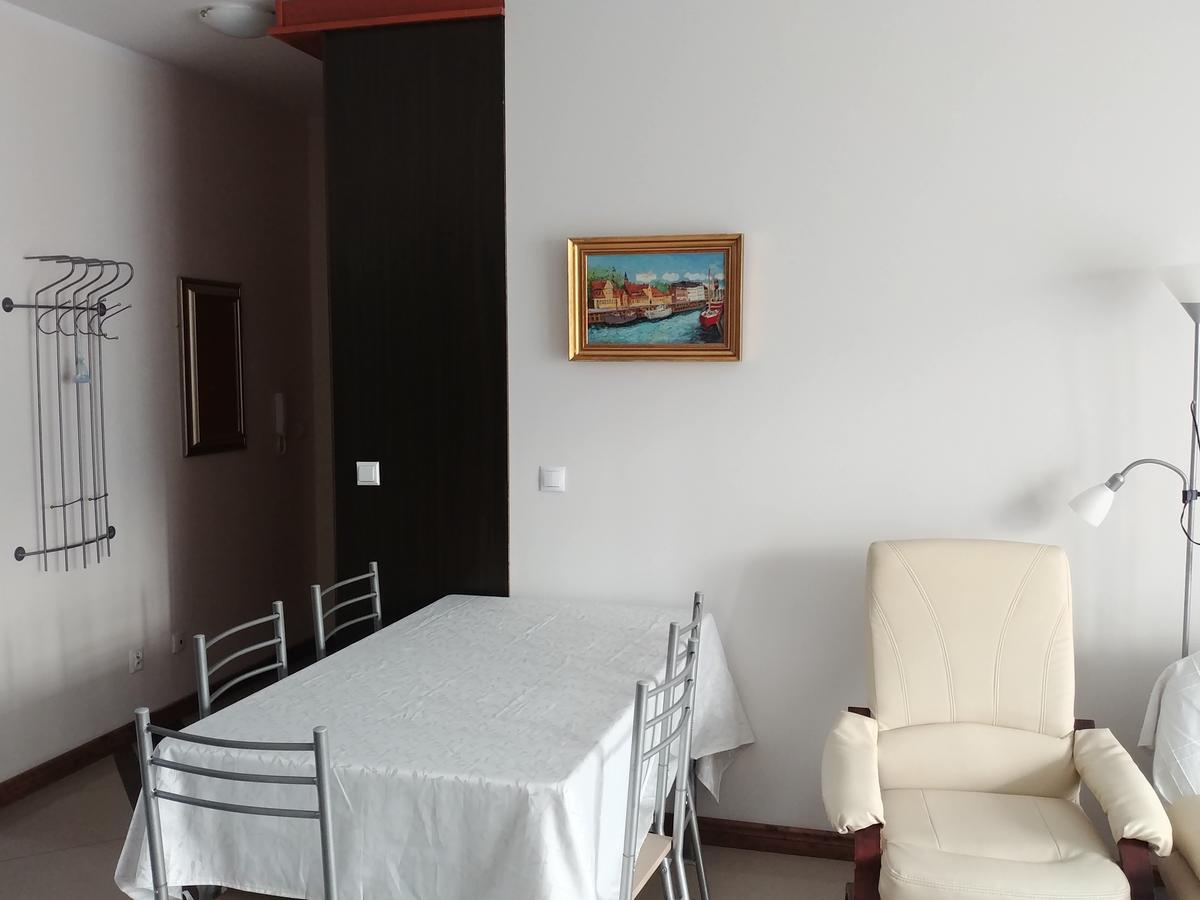 Swinoujscie Platan Patio 6 - Berry Apartments Екстер'єр фото