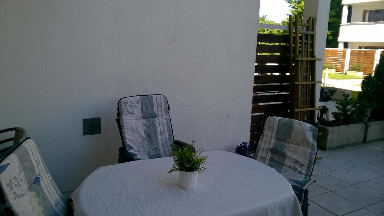 Swinoujscie Platan Patio 6 - Berry Apartments Екстер'єр фото